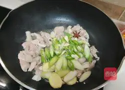 Illustration of how to make braised bean rolls 5