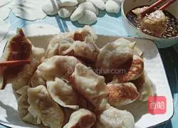 Illustration of how to make fried dumplings with pork, sweet potato and vermicelli 11