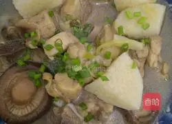 Yam Stewed Chicken Soup Illustration 6