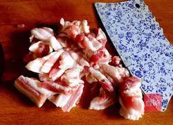 Illustration of how to make stewed lion head 2