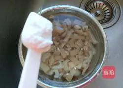 Illustration of how to make egg-and-vegetable pig skin twitching 5