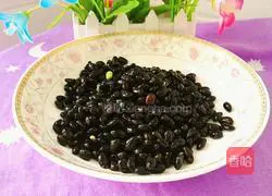 Illustration of how to make black bean, kelp and white radish chicken soup 4