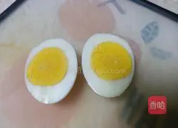 Illustration of how to make noodles with scallion oil and boiled eggs 11