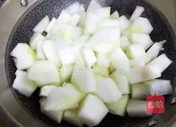 Winter Melon Pork Ribs Soup Recipe Illustration 6