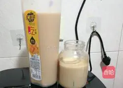 Illustration of how to make lazy milk tea 7