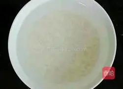 Illustration of how to make loofah and shrimp porridge (baby food supplement) 1