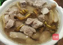 Illustration of how to make American ginseng and dendrobium lean meat soup 10
