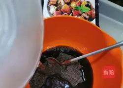 Illustration of making fried noodles 3