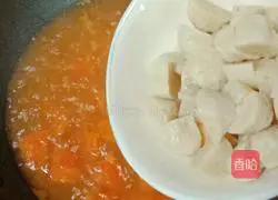 Tomato, fish ball and tofu soup Illustration of practice 12