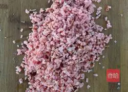 Illustration of how to make colorful flower rolls 1