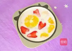 Illustration of how to make strawberry, orange, milk and sago 14