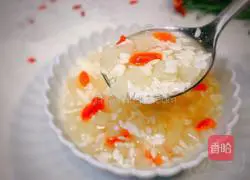 Illustration of how to make rice wine, rock sugar and snow pear soup 10