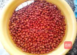 Illustration of how to make red bean syrup 1