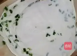 Illustration of how to make scallion pancakes 18