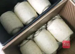 Illustration of how to make Chinese whole wheat toast 7