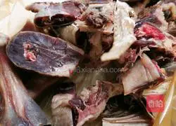 Illustration of how to make Fengge Mandarin Fish Soup 1