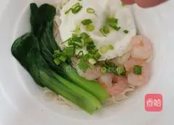 Illustration of how to make shrimp Yangchun noodles 11