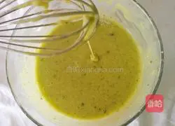 Illustration of how to make spinach juice egg rolls 7