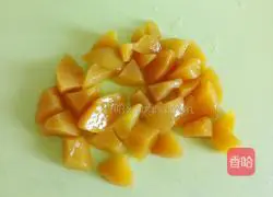 Illustration of how to make watermelon sparkling drink 3