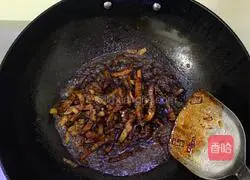 Illustration of how to make braised beans and noodles 10