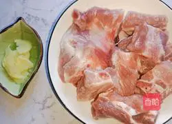 How to make pork ribs, corn and water chestnut soup Illustration 1