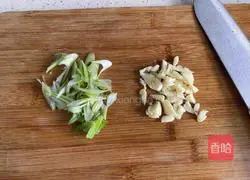 Illustration of how to make fried celery with shrimps 5