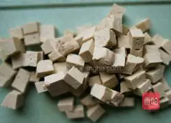 Illustration of how to make tomato and tofu soup 2