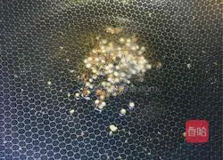 Illustration of how to make dumpling skin pancakes 6