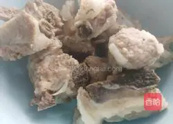 Illustration of how to make radish and pork ribs soup 3