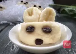 Illustration of how to make Little White Rabbit Steamed Buns 15