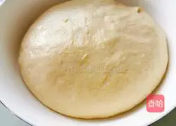 Illustration of how to make fried dough sticks at home 1