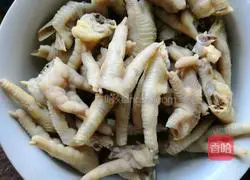 Internet celebrity chicken feet recipe illustration 4