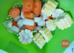 Illustration of how to make pork ribs and corn soup 3