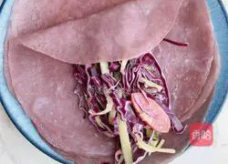 Illustration of how to make vegetable rolls 6