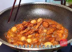 Illustration of how to make cola chicken wings and stewed quail eggs 15