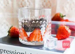 Strawberry Oreo yogurt recipe 3