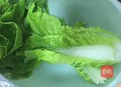 Illustration of how to make crispy meat soup 2