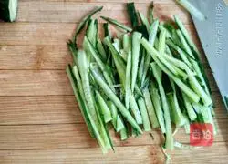 Illustration of how to make fried noodles 10