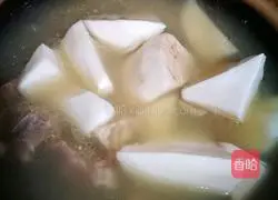 Illustration of how to make yam and barley spine soup 10