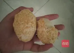 Illustration of how to make green pepper preserved eggs 1