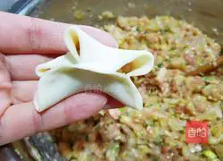 Illustration of how to make cabbage dumplings 13