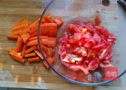 Illustration of how to make tomato and beef brisket soup 2