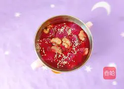 Illustration of how to make walnut and sesame health soup 1