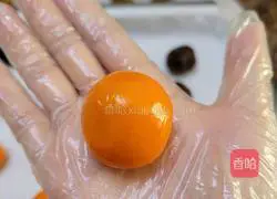 Illustration of how to make persimmon mooncakes 5