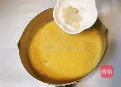 Illustration of how to make pumpkin lily soup 8