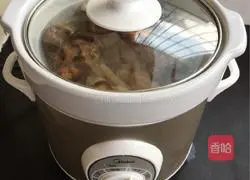 Yao Illustration of how to make stewed chicken feet with Stylosophila mushrooms 6