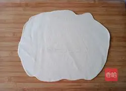 Illustration of how to make purple potato double-color rolls 4