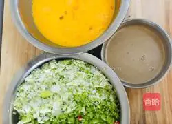 Illustration of how to make pepper egg pancake 1