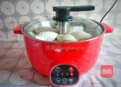 Illustration of how to make soft and delicious flower oil rolls 14