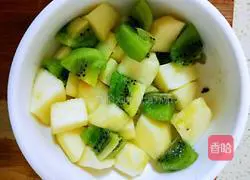 Illustration of how to make fruit milk oatmeal 6